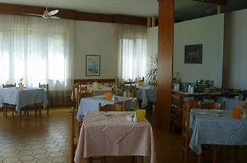 Отель Velus 3*
