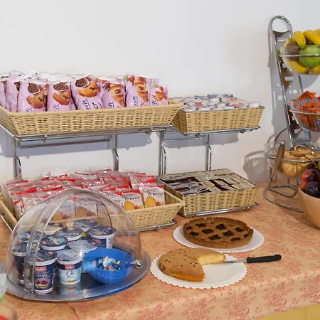 Ξενοδοχείο Velus 3*