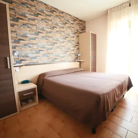 Hotel Velus 3*