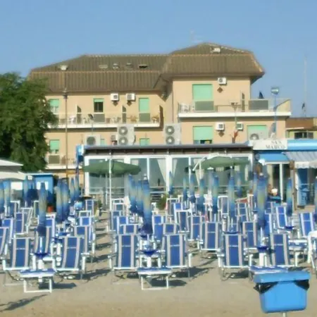 Velus Hotel 3*