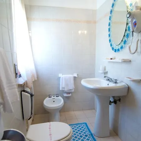 Hotel Velus 3*