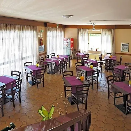 Hotel Velus 3*