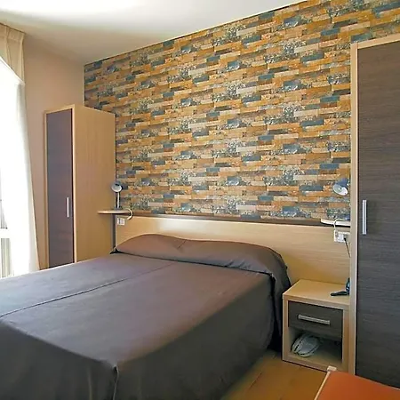 Velus Civitanova Marche