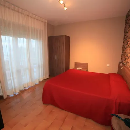 Velus 3*