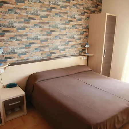 Hotel Velus 3*