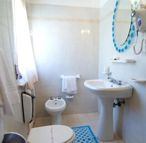 Ξενοδοχείο Velus 3*